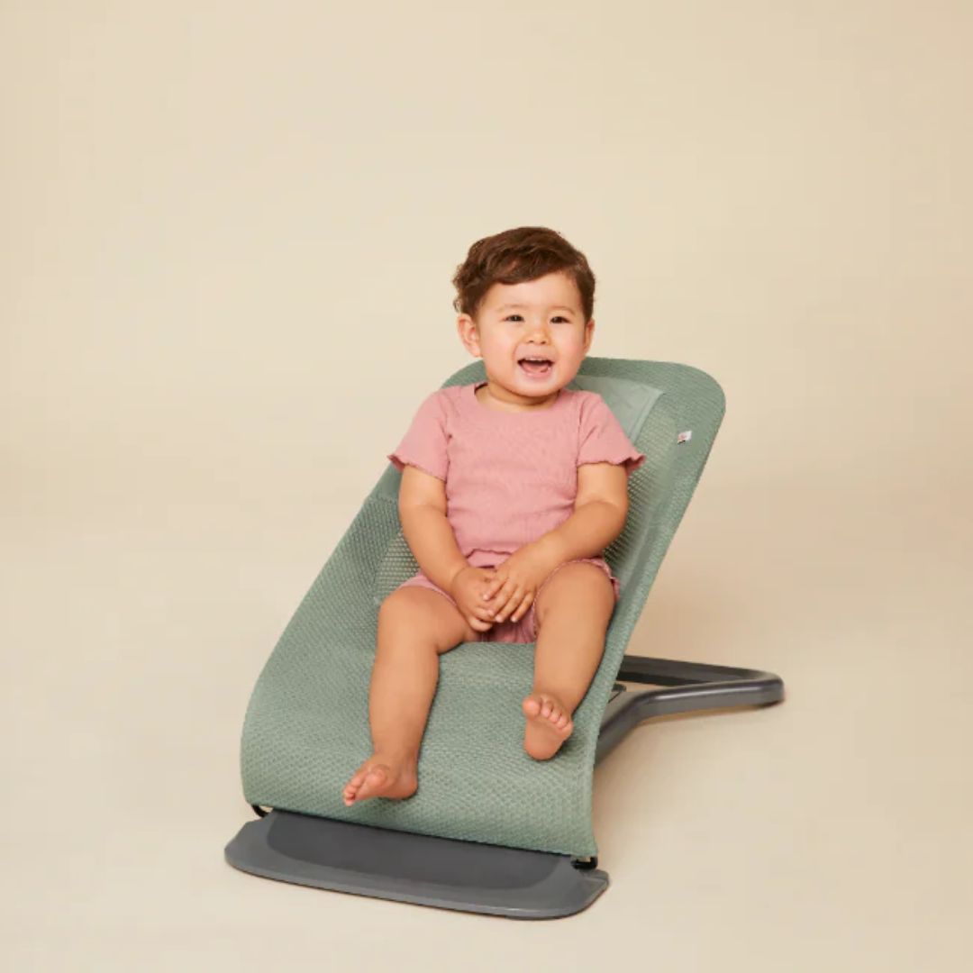 Ergobaby Evolve Babysitter Sage Mesh