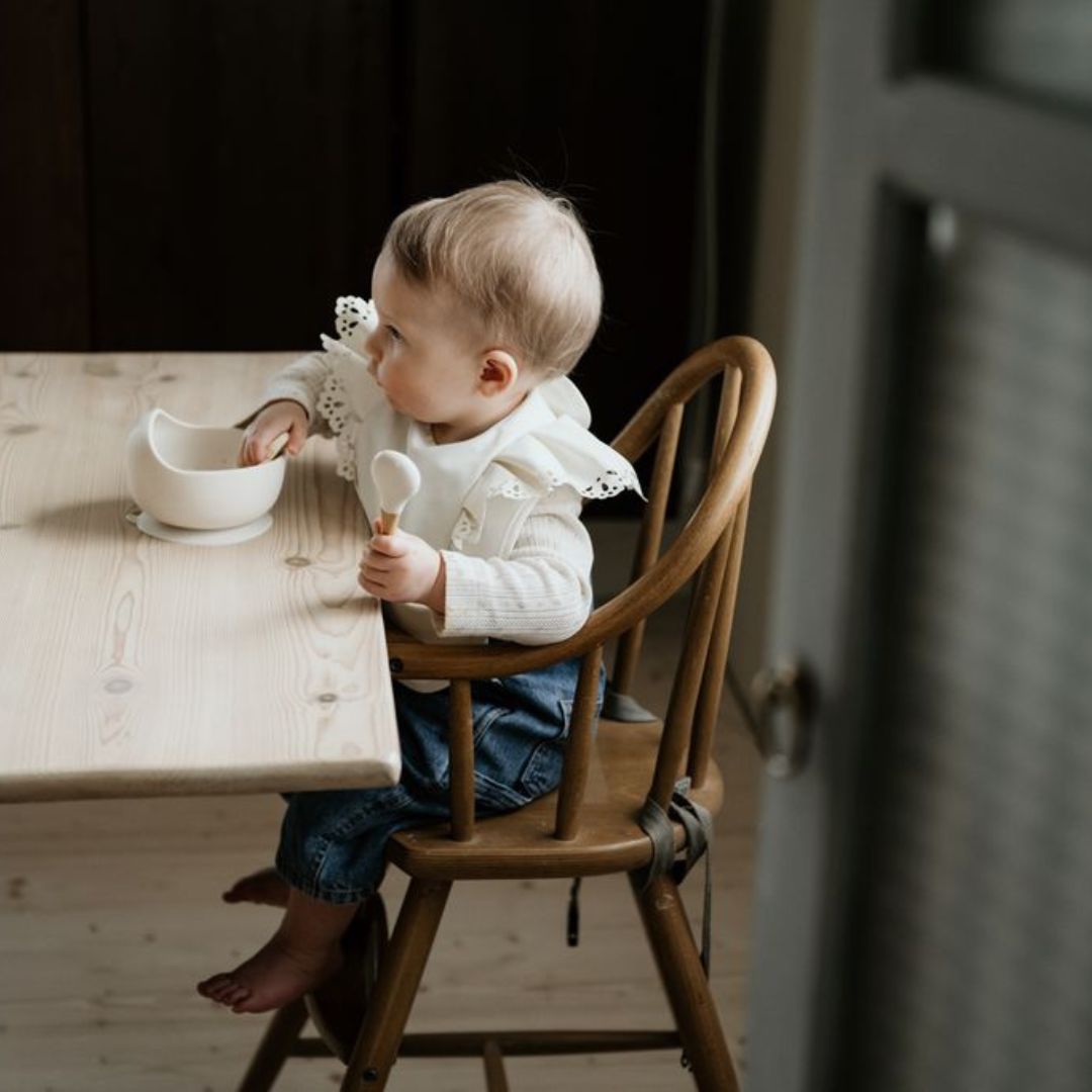 Elodie hagesmæk med flæse Vanilla White