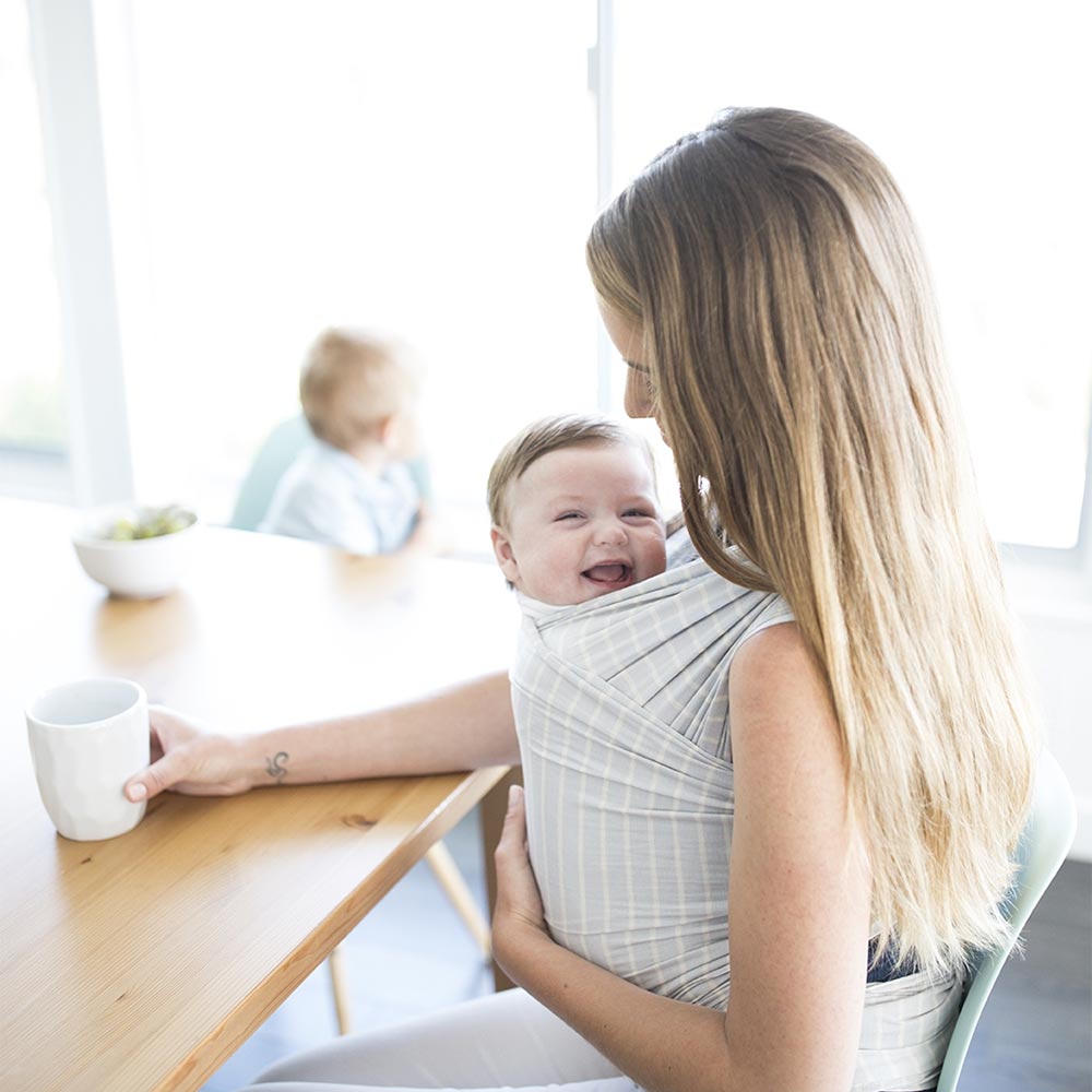 Ergobaby Aura bæresele Grå striber