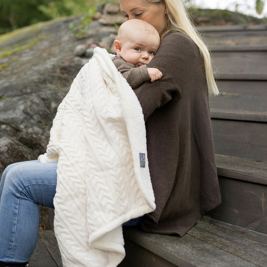 Vinter & Bloom Nuttet babytæppe Ivory