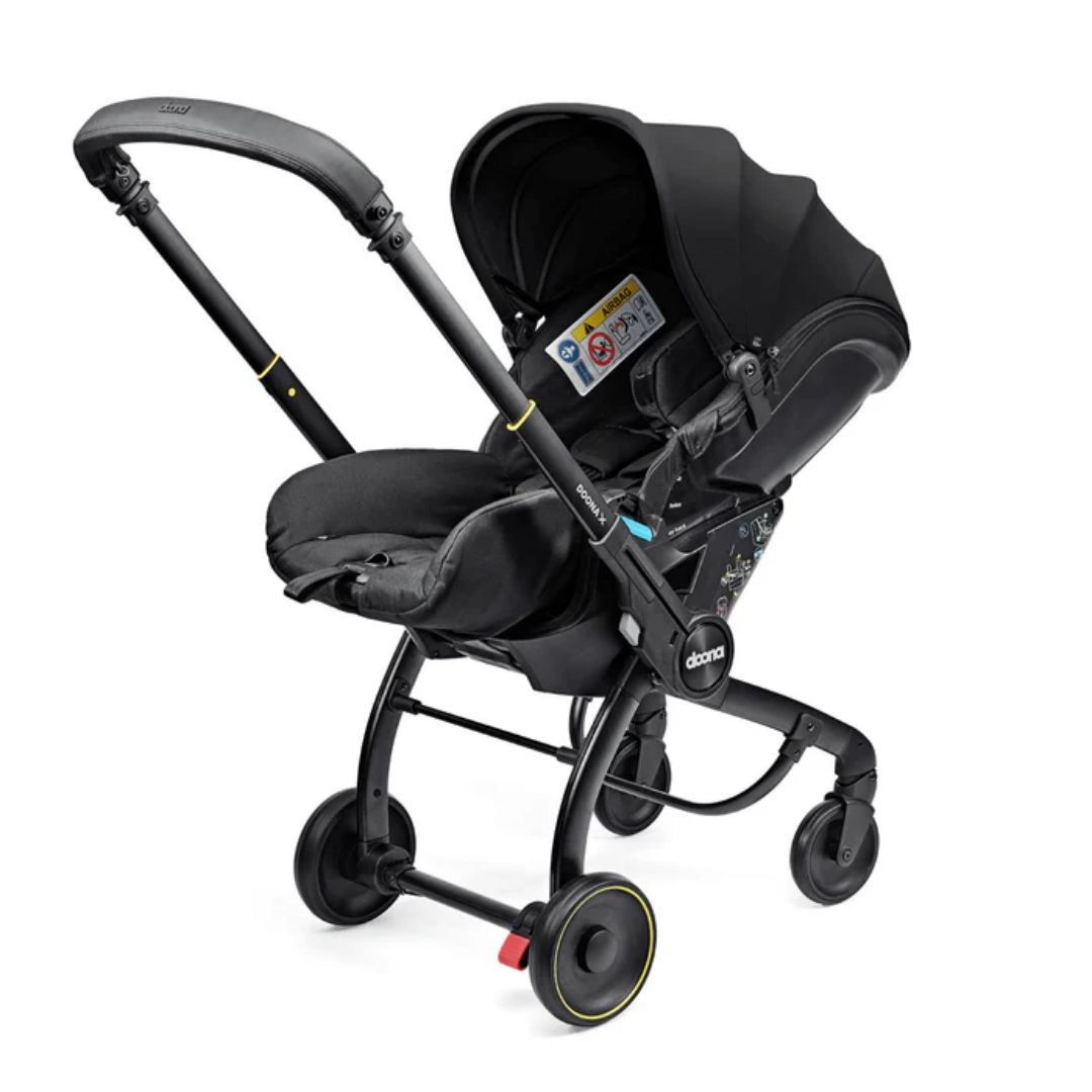 Doona x babyautostol Nitro Black