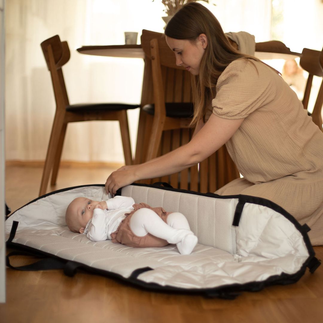 EasyGrow babynest/blød bæresele Favn Sort